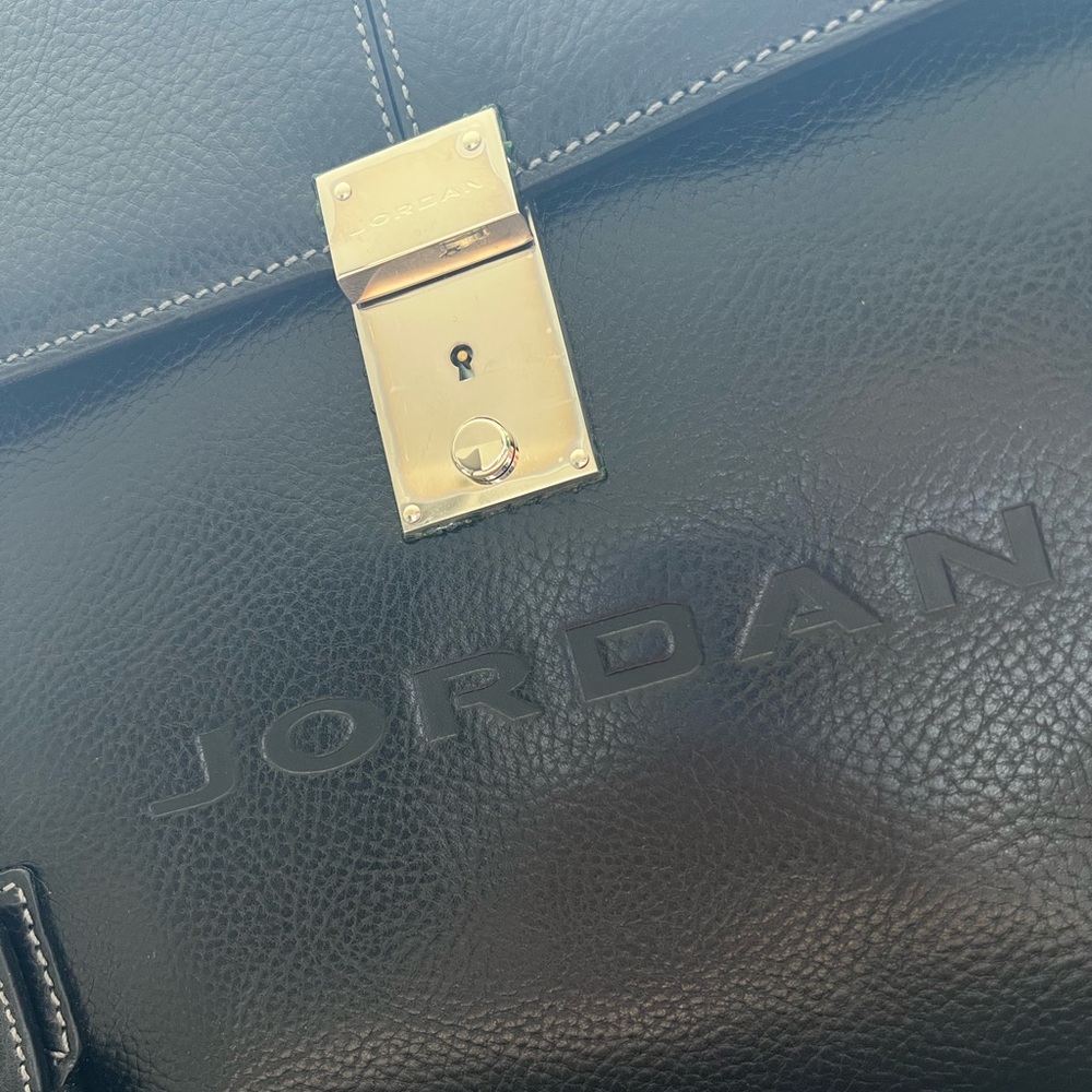 Air jordan  brief case